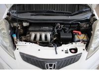 2010 Honda Jazz GE 1.5 S i-VTEC A/T สีขาว ทรงมาสวย ขับดีประหยัดๆ รูปที่ 4